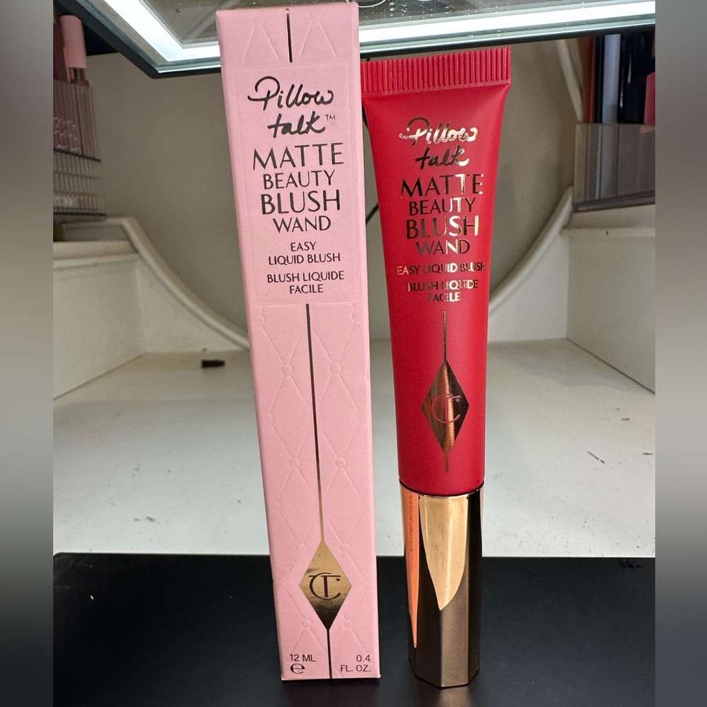 Charlotte Tilbury Matte Beauty Blush Wand - Dream Pop - BNIB